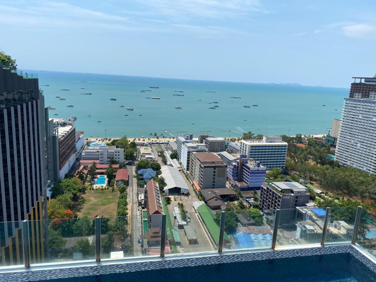 The Base In Pattaya Lejlighed Eksteriør billede