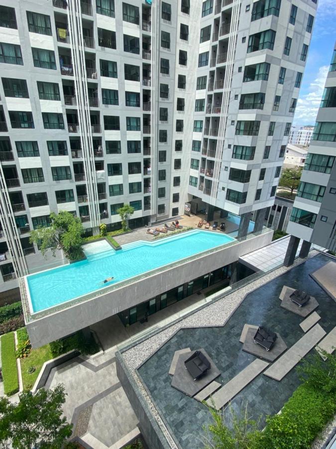 The Base In Pattaya Lejlighed Eksteriør billede